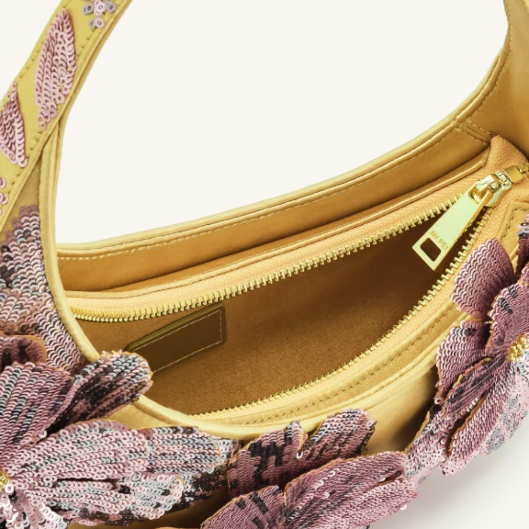 Luna | Curved Handbag