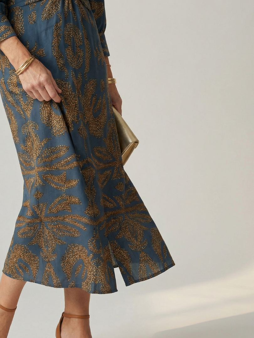 Zarelle | Elegant Natural Wrap Midi Dress