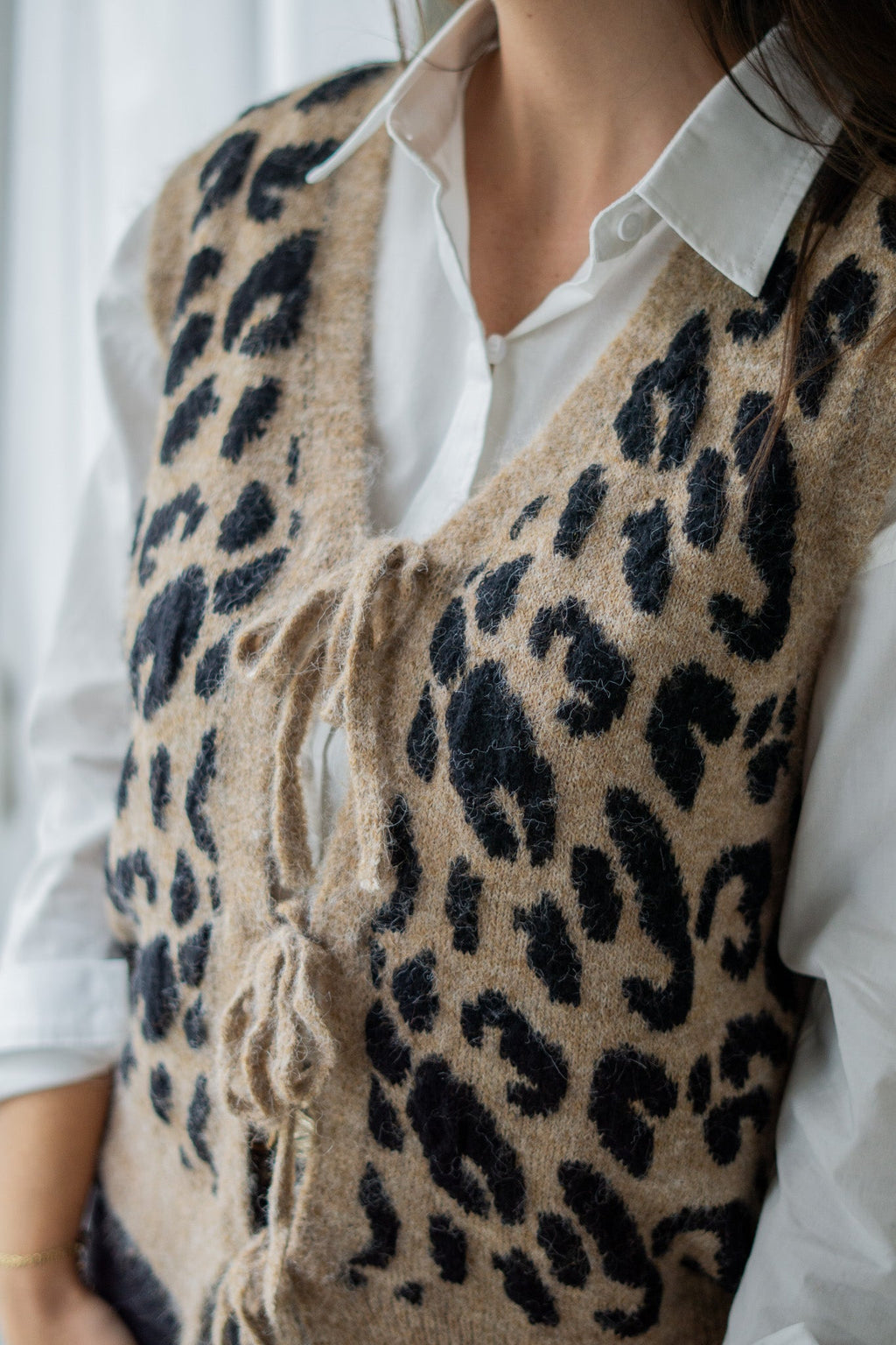 Serafina | Tie-Front Knit Vest