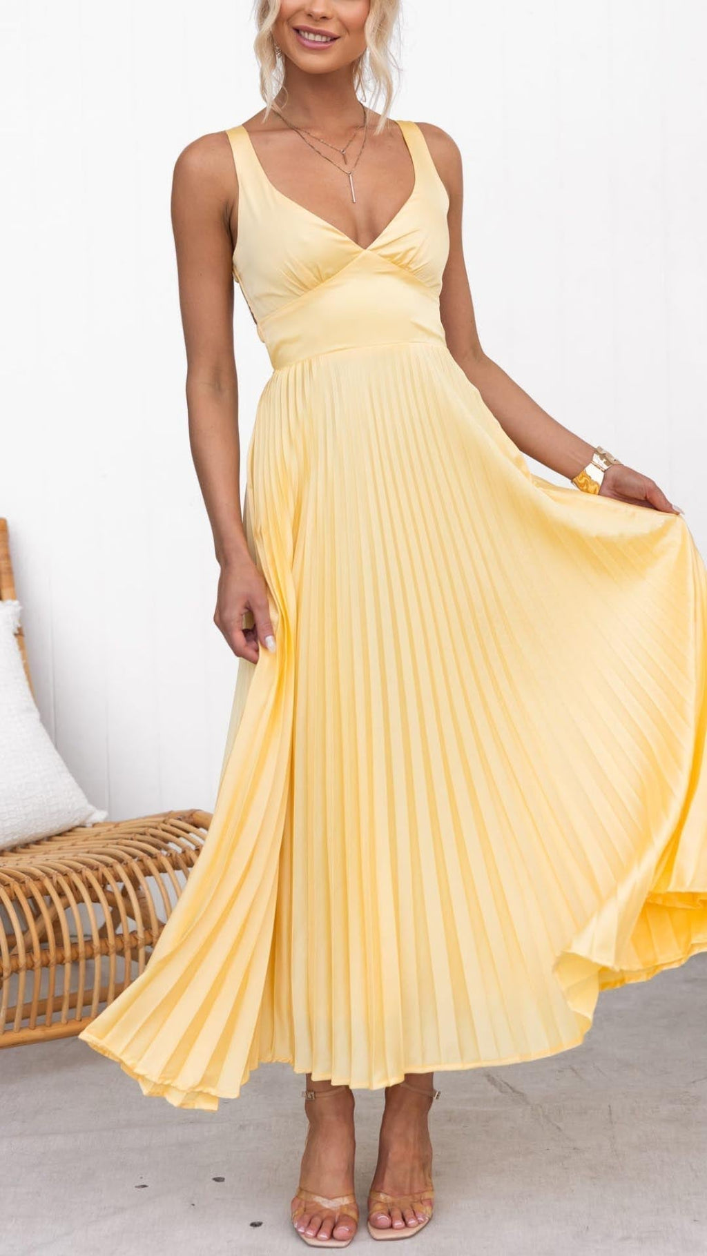 Bella | Pleated V-Neck Maxi Dress