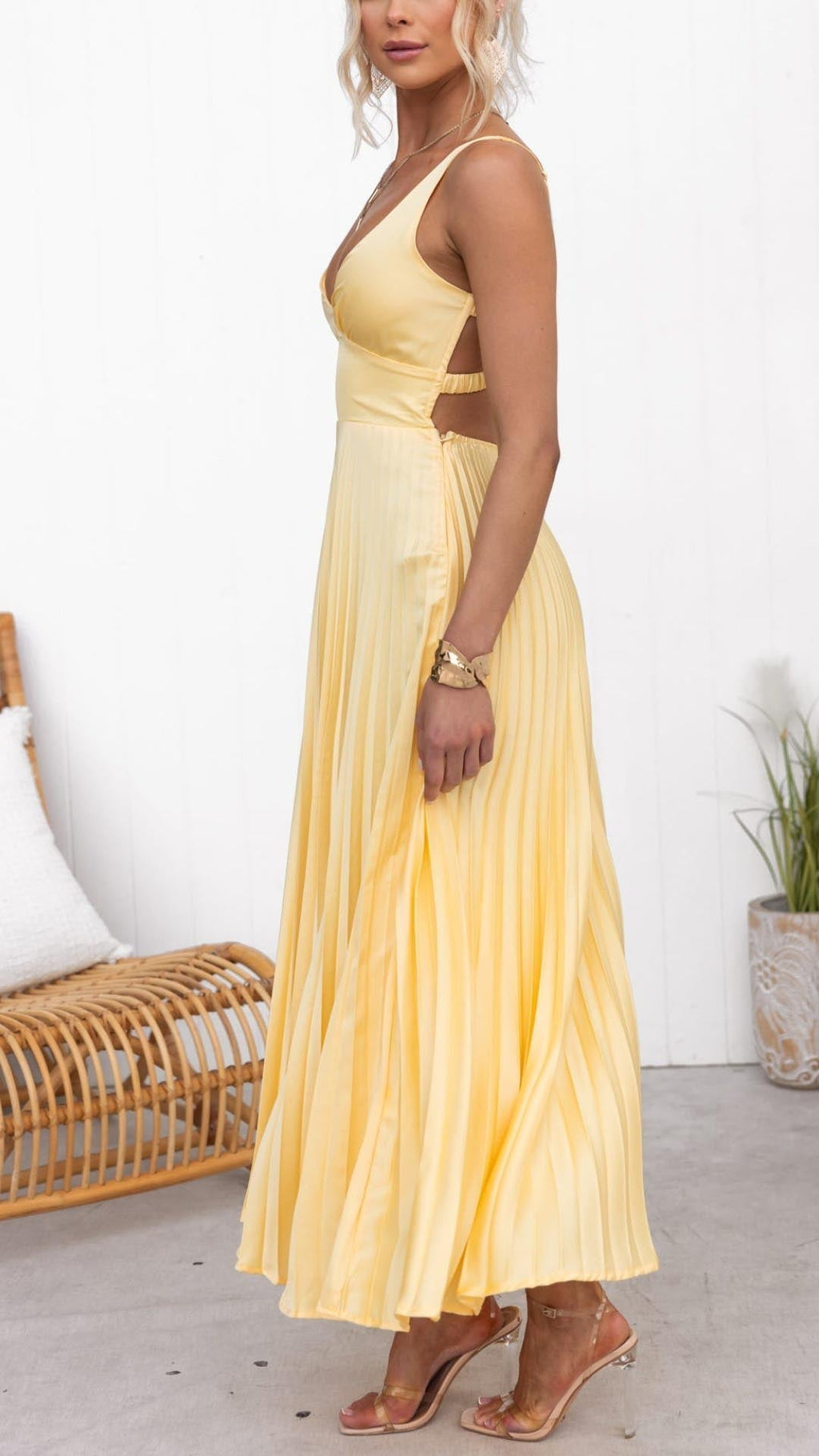 Bella | Pleated V-Neck Maxi Dress