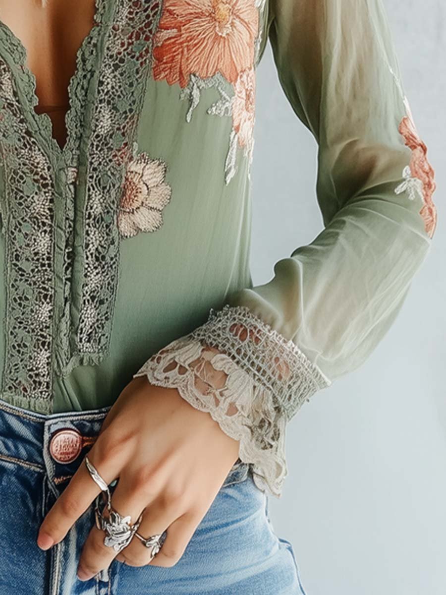 Salvia | Floral Lace Blouse