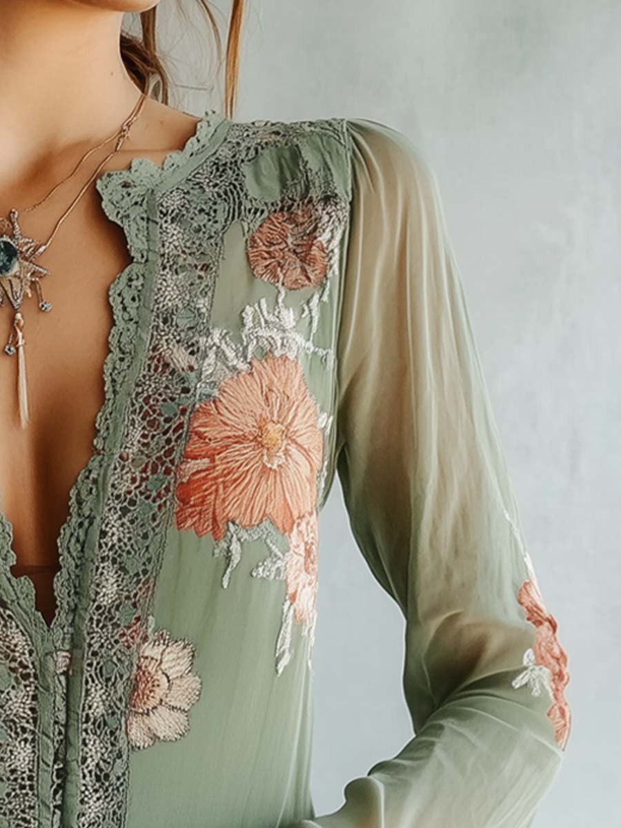 Salvia | Floral Lace Blouse